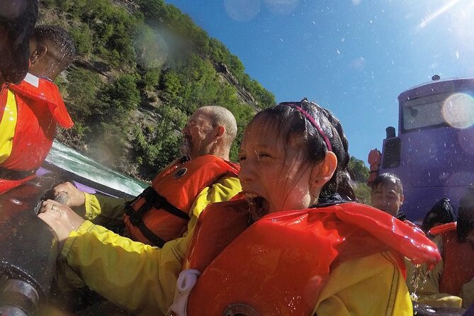 Niagara Falls Canada Open-Top (Wet) Jet Boat Tour - The meeting point requires your own transport