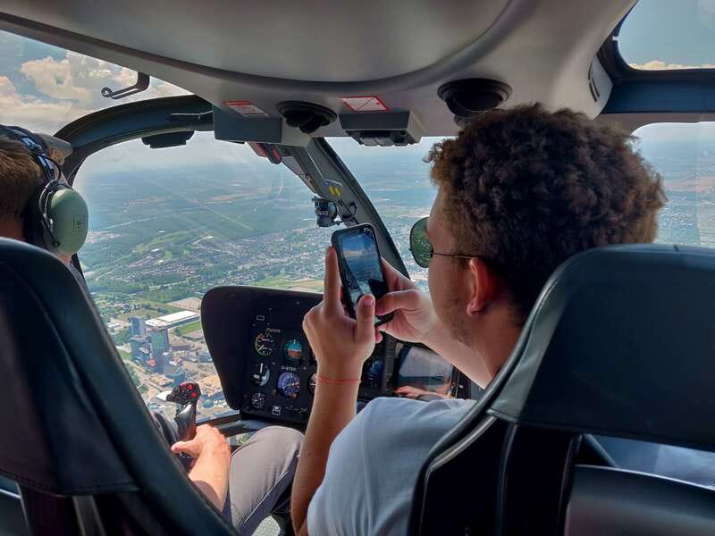 Niagara Falls, Canada: Scenic Helicopter Flight - The five-minute trip to Victoria Avenue Heliport