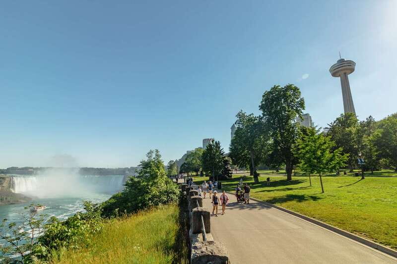 Niagara Falls, Canada: Skylon Tower Observation Deck Ticket - The 52-second ride in the Yellow-Bug elevator
