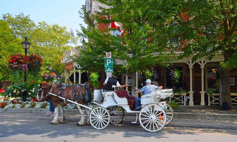 Niagara Falls: Canada with a Portuguese-speaking guide - The Niagara River Parkway changes the pace