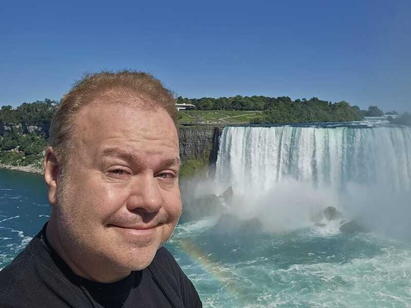 Niagara Falls: Canada with a Portuguese-speaking guide - Is the $351 price fair?