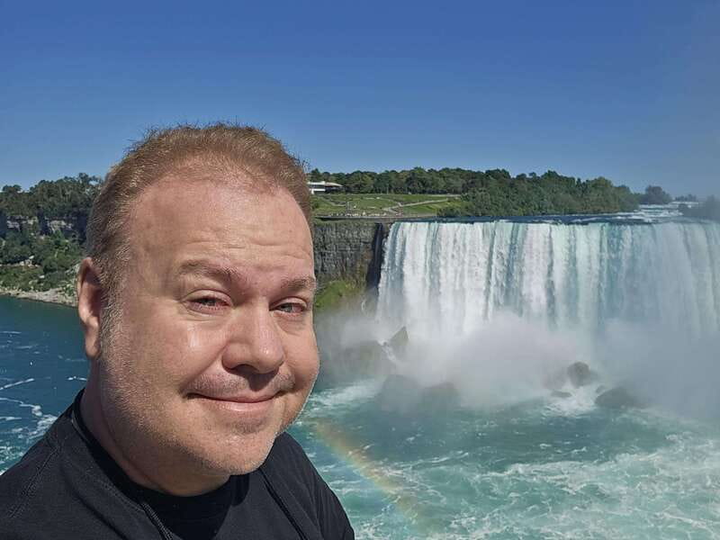 Niagara Falls: Canada with a Portuguese-speaking guide - Table Rock and the Canadian side of Niagara Falls