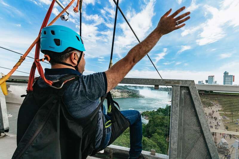 Niagara Falls, Canada: Zipline to The Falls - Queues, timing, and the best time to arrive