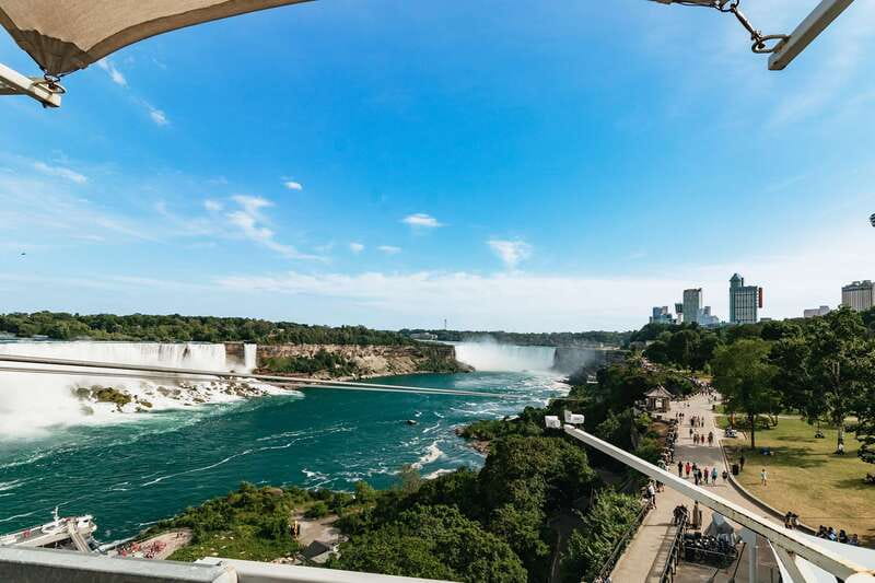 Niagara Falls, Canada: Zipline to The Falls - Safety, nerves, and who can handle it