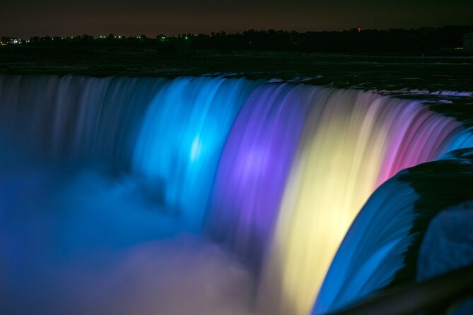 Niagara Falls Evening Tour with Boat, Journey, Dinner & Fireworks - Leaving Toronto at 1 pm