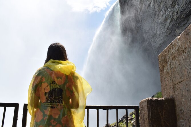 Niagara Falls Half Day with Boat and Journey Behind the Falls - Clifton Hill, 30 minutes of free time