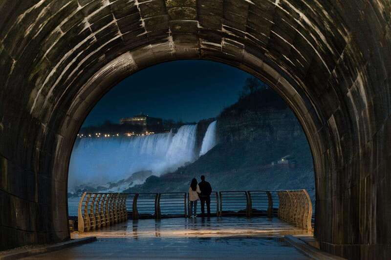Niagara Falls: Night Tour w/ 3 Course Dinner & Light Show - Booking details worth knowing before you go