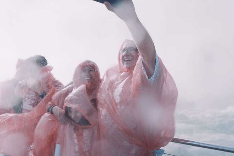 Niagara Falls, ON: Helicopter Ride with Boat & Skylon Lunch - Is $305 a good value?