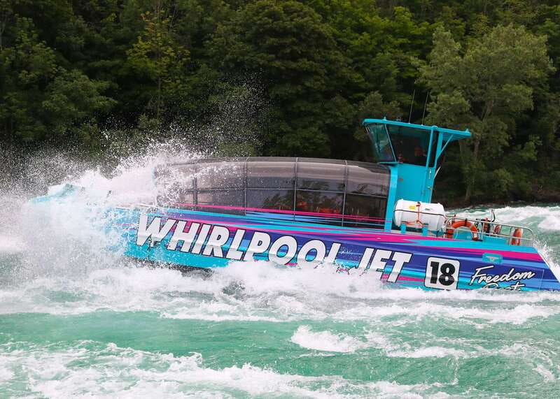 Niagara Falls, ON: Jet Boat Tour on Niagara River - Wet Jet or Jet Dome: choose your kind of fun