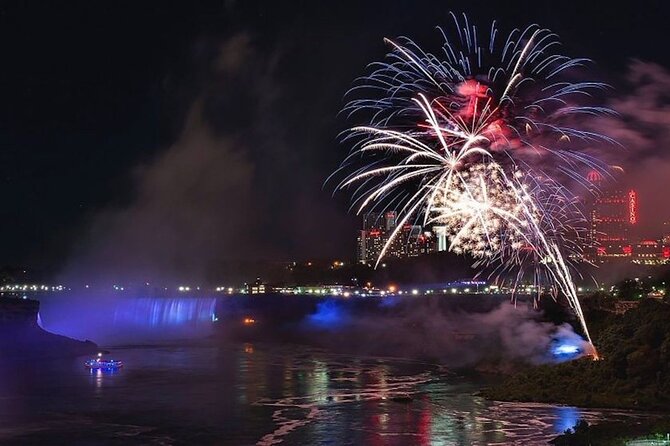 Niagara Falls Premium Night Tour: Fireworks Boat Cruise & Dinner - Niagara City Cruises and the wettest hour of the night