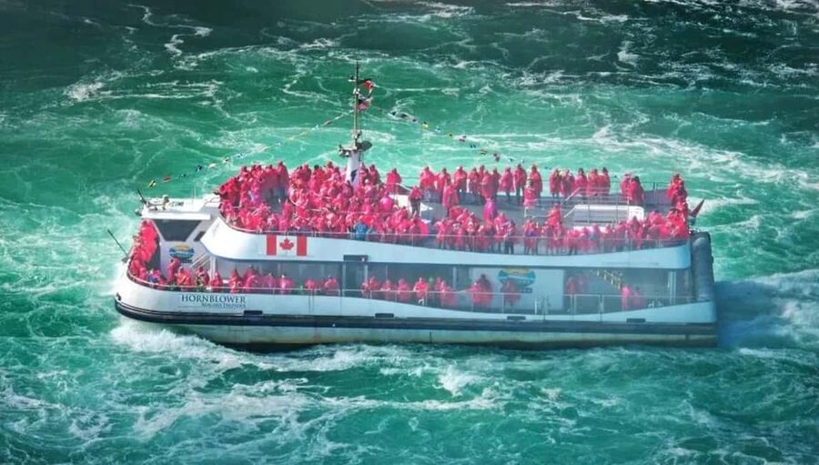 Niagara Falls: Premium Tour, Boat & Journey Behind the Falls - The Floral Clock and smaller scenic stops