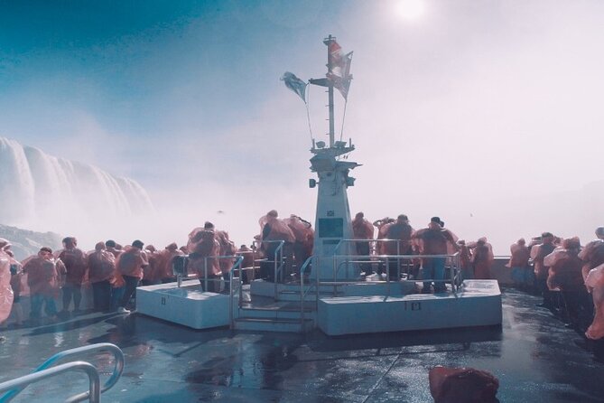 Niagara Falls Tour: Boat Cruise, Journey Behind Falls and Skylon - What the guides add to the experience
