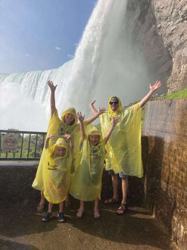 Niagara Falls Tour: Boat Ride, Journey Behind Falls and more - The guide can make or break the morning