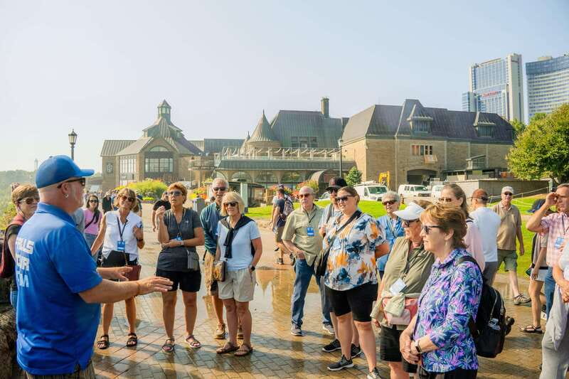 Niagara Falls Tour: Boat Ride, Journey Behind Falls and more - Meeting at Murray Hill Welcome Centre