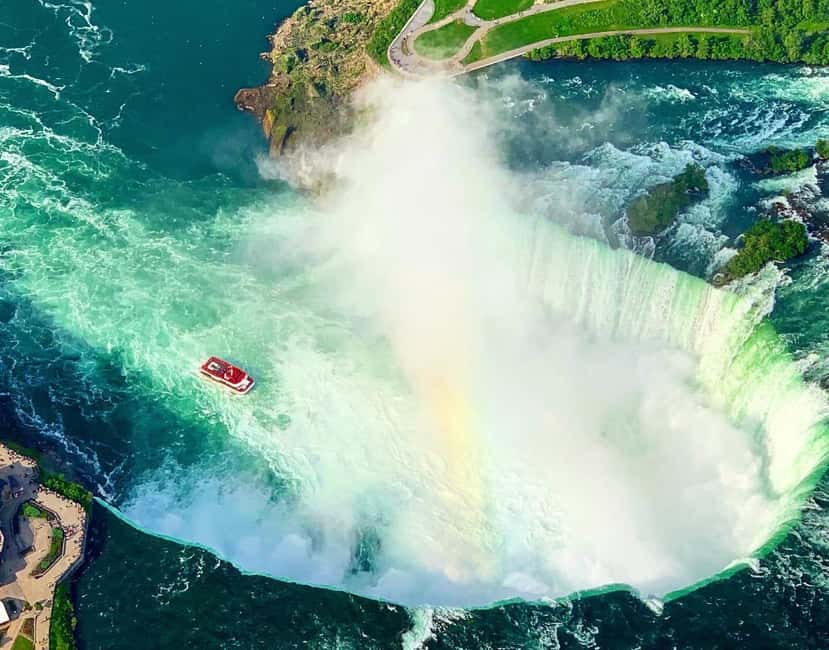 Niagara Falls: Walking Tour with Skip-the-Ticket-Line Boat - A short route with a big payoff