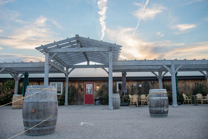 Niagara-on-the-Lake Cycle and Wine-Tasting Tour with Optional Lunch - How much value do you get for $93.12?