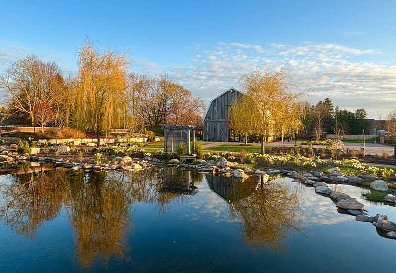 Niagara-on-the-Lake: Guided Walking Tour - The Shaw Festival and the town’s modern identity