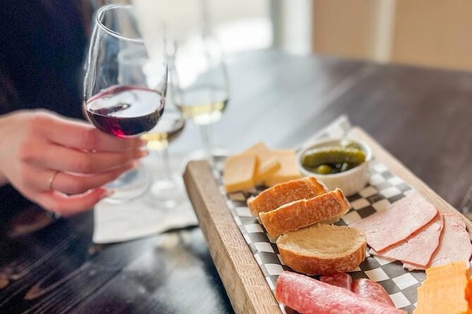 Niagara-On-The-Lake Guided Wine and Charcuterie Full-Day Tour - What the six-hour schedule really feels like