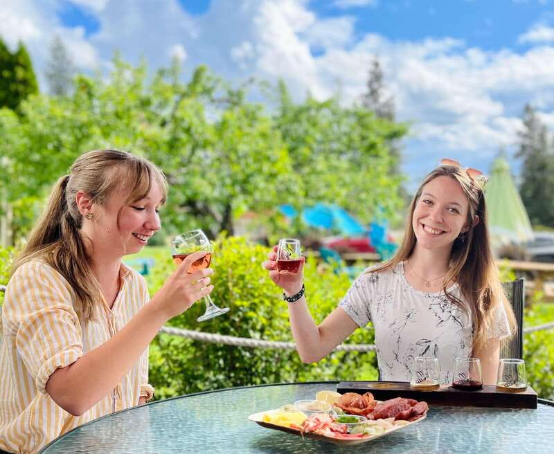 Okanagan Bee Tour, Wine Tasting and Lunch at Kelowna Winery - Tasting raw and infused honey