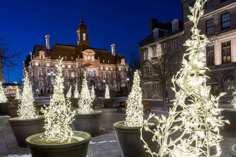 Old Montréal Small-Group Christmas Tour - New France traditions and Christmases past
