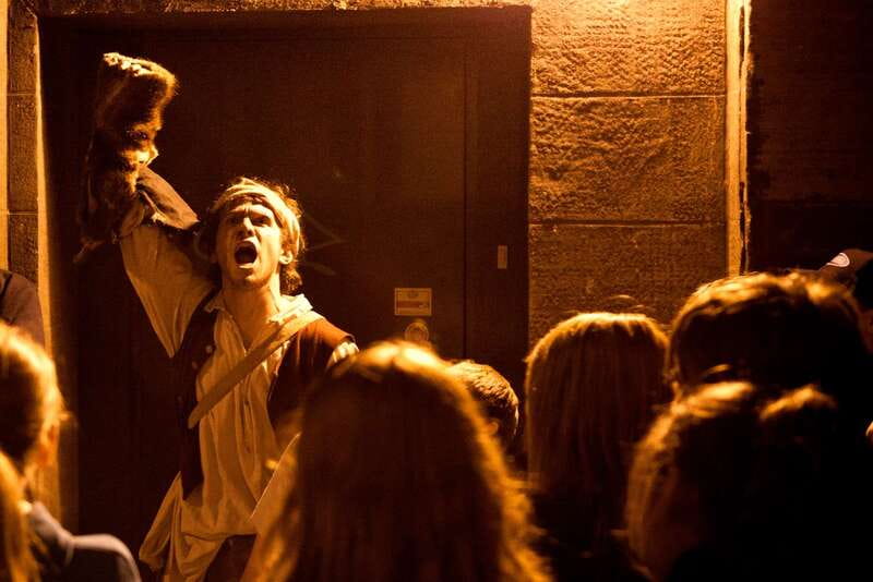 Old Montreal: Traditional Ghost Walk of the Haunted City - The first meeting at Place Royale