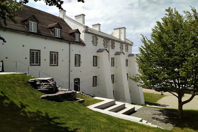 Old Quebec City Private Walking Tour : History and Nature - Who gets the most from this experience