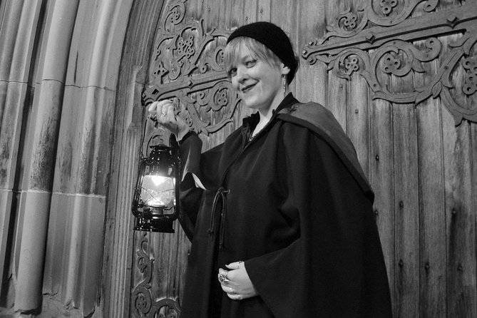 Original Haunted Walk of Ottawa - What the guides add to the experience