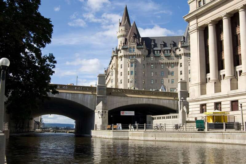 Ottawa 200th Anniversary Guided Bike Tour - Dow’s Lake offers a five-minute pause