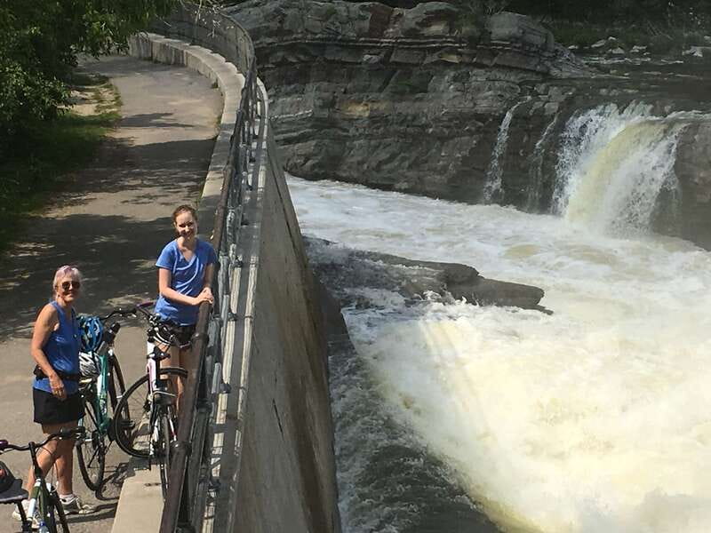 Ottawa: 4-Hour Bike Rental - E-bikes and upgrade choices