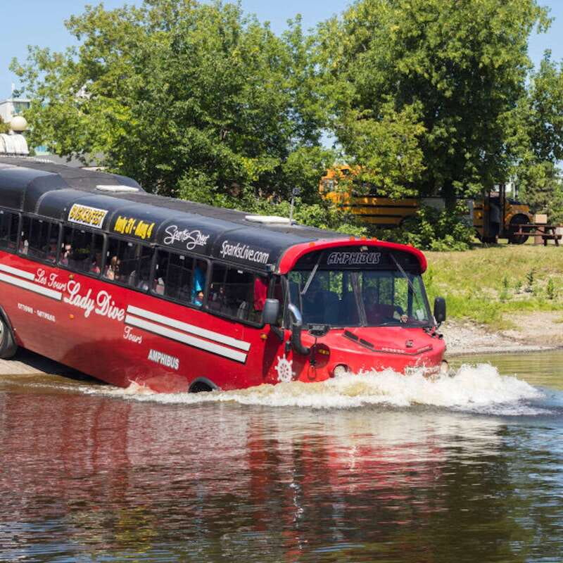 Ottawa: Bilingual Guided City Tour by Amphibious Bus - Crossing into Gatineau, Quebec