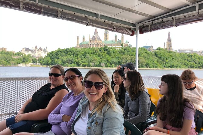 Ottawa Boat Cruise - Paul's Boat Line - Commentary in English and French
