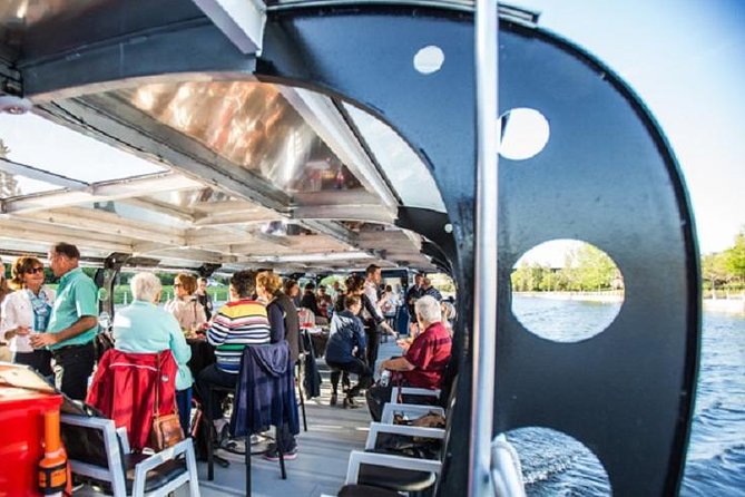 Ottawa Boat Cruise - Rideau Canal Cruise - Why the Rideau Canal is worth seeing from the water