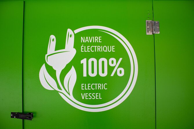 Ottawa Boat Cruise - Rideau Canal Cruise - A quiet ride on a 100% electric passenger vessel