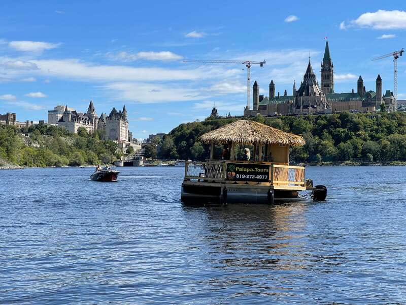 Ottawa: Floating Tiki Bar Cruise on the Ottawa River - The 90-minute rhythm of the cruise