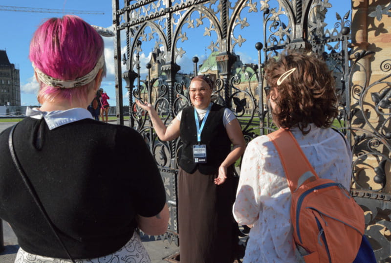 Ottawa: Hidden Gems Guided Walking Tour - Starting on Sparks Street near the National War Memorial