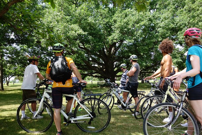 Ottawa Highlights 3.5 Hour Bike Tour - The Glebe and Lansdowne Park
