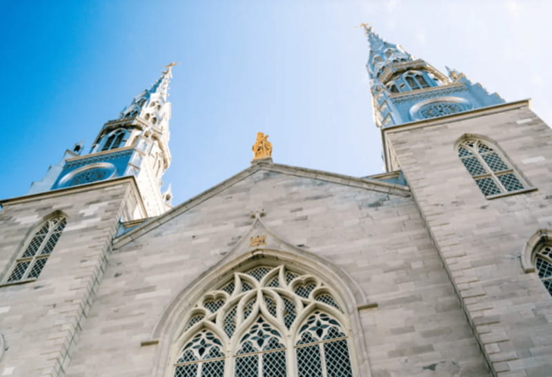 Ottawa Premium Small Group Tour with Canal Cruise - The Rideau Canal cruise from the water