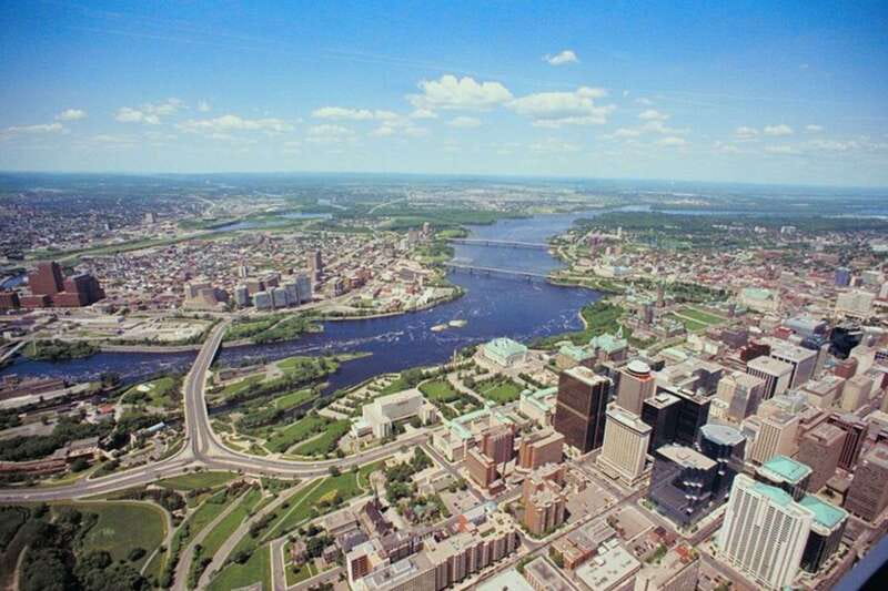 Ottawa: Private Custom Tour with a Local Guide - Ottawa makes more sense with a local beside you