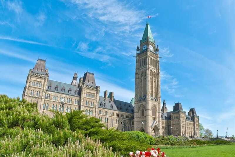 Ottawa: Private Custom Tour with a Local Guide - What makes the private format worth $44
