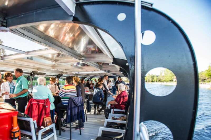 Ottawa: Rideau Canal Cruise - Starting behind the National Arts Centre