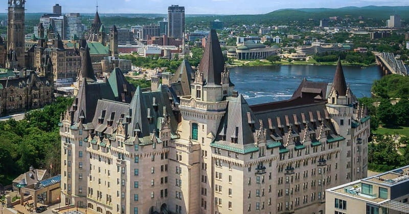 Ottawa: Secrets of the Château Laurier - Guided Hotel Tour - The lobby gives you the castle effect