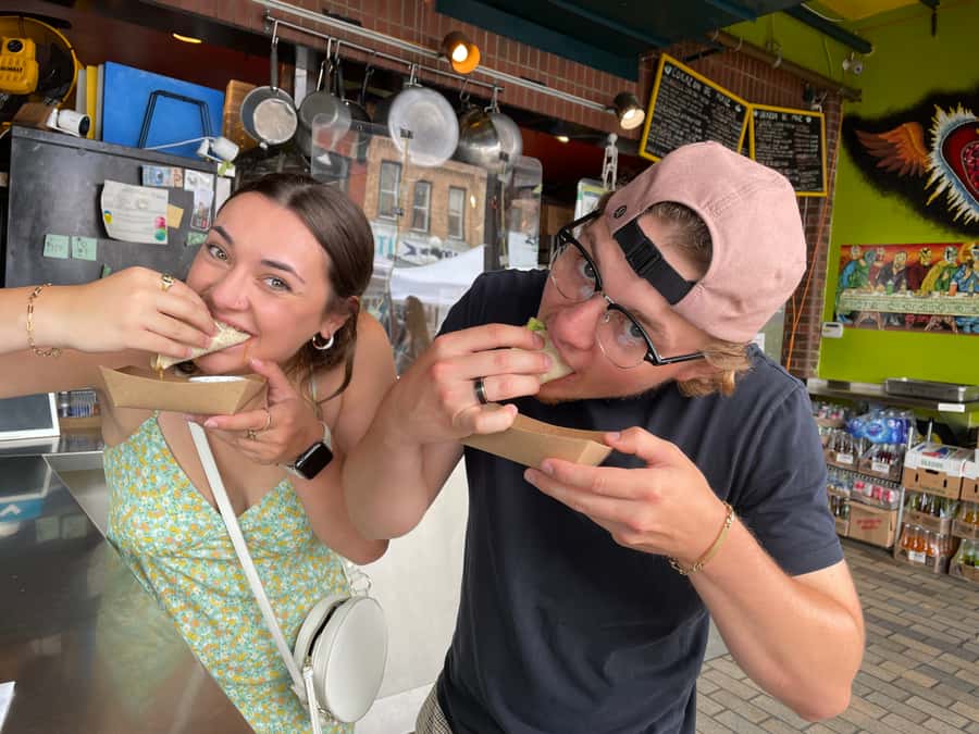 Ottawa: Taste of the ByWard Market Food Tour - Two sweets, including the Beavertail stop
