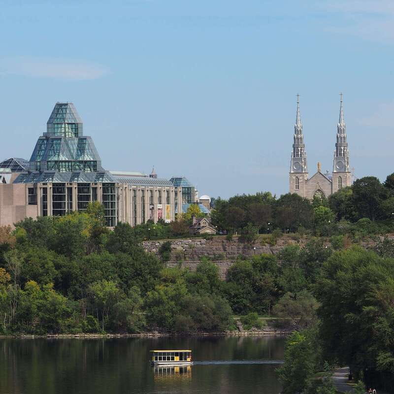 Ottawa: Walking Tour in the Heart of the Capital - Why a small Ottawa tour makes sense
