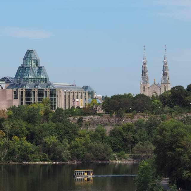 Ottawa: Walking Tour in the Heart of the Capital - Who will enjoy this walking tour most