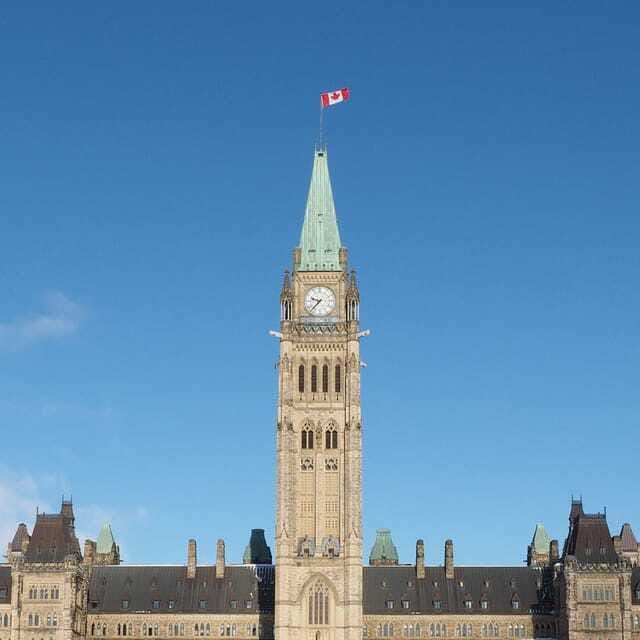 Ottawa: Walking Tour in the Heart of the Capital - Practical tips for making the most of it