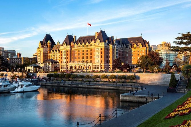Pedicab Tour of Victoria from Cruise Ship Terminal - The guide makes or breaks the experience