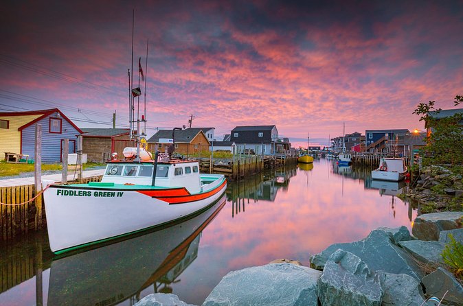 Peggy’s Cove Adventure and Halifax City Public Tour - Fairview Lawn Cemetery and Halifax’s Titanic connection
