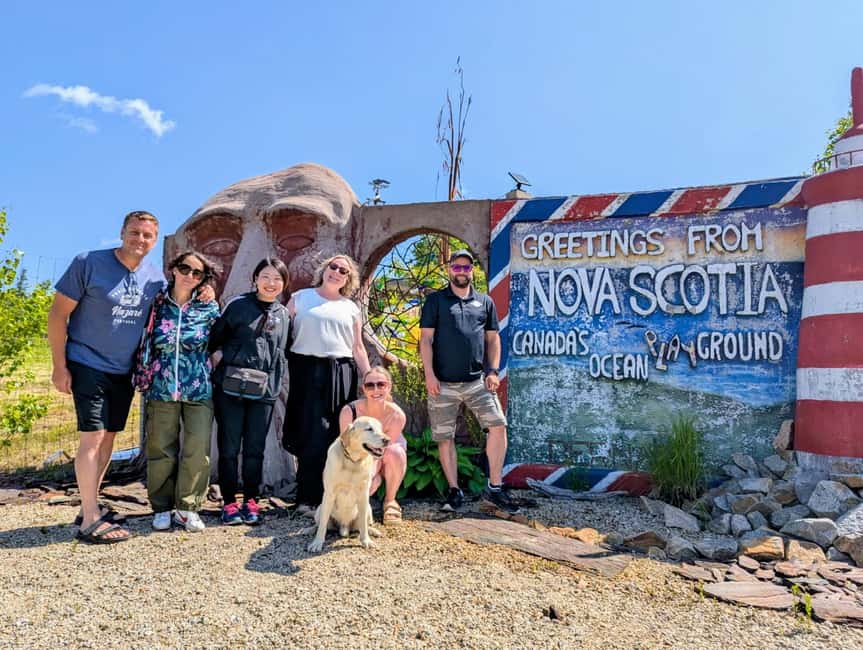 Peggy’s Cove, Lunenburg & 2 Hidden Gems – Full Day Tour - Peggy’s Cove before the crowds