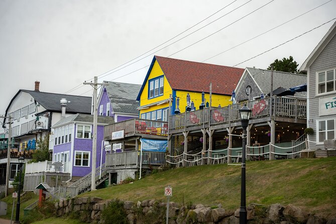 Peggy's Cove, Lunenburg and Titanic Cemetery Full Day Tour - Fairview Lawn Cemetery and Halifax’s Titanic connection
