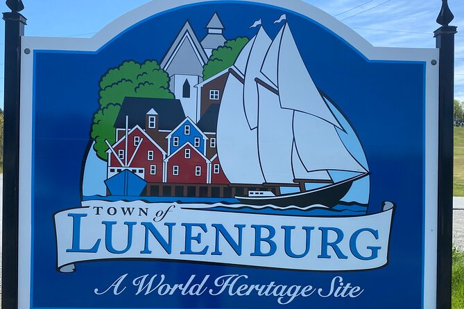 Peggy's Cove, Lunenburg and Titanic Cemetery Full Day Tour - Who should book this Halifax day tour?